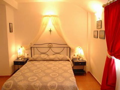 kastro hotel in santorini greece